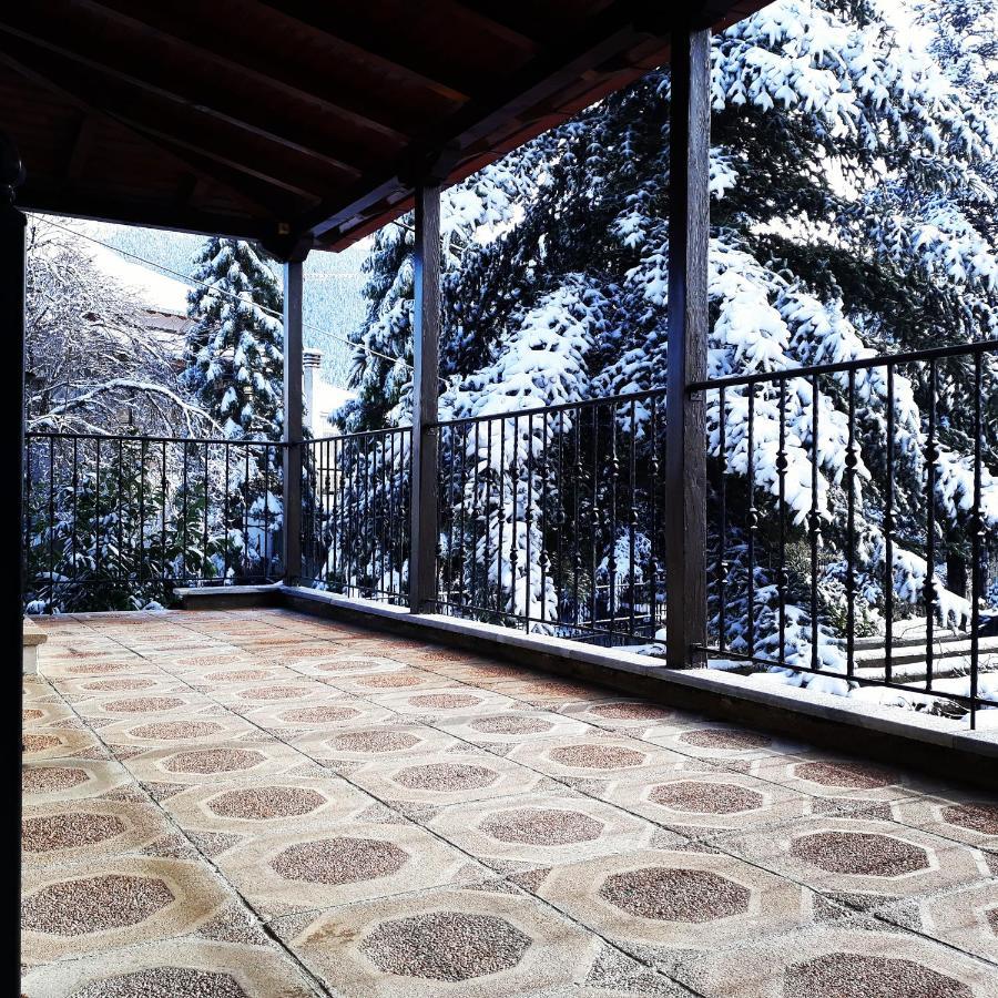Hotel Archontiko Nikolopoulou Vitina Exterior foto